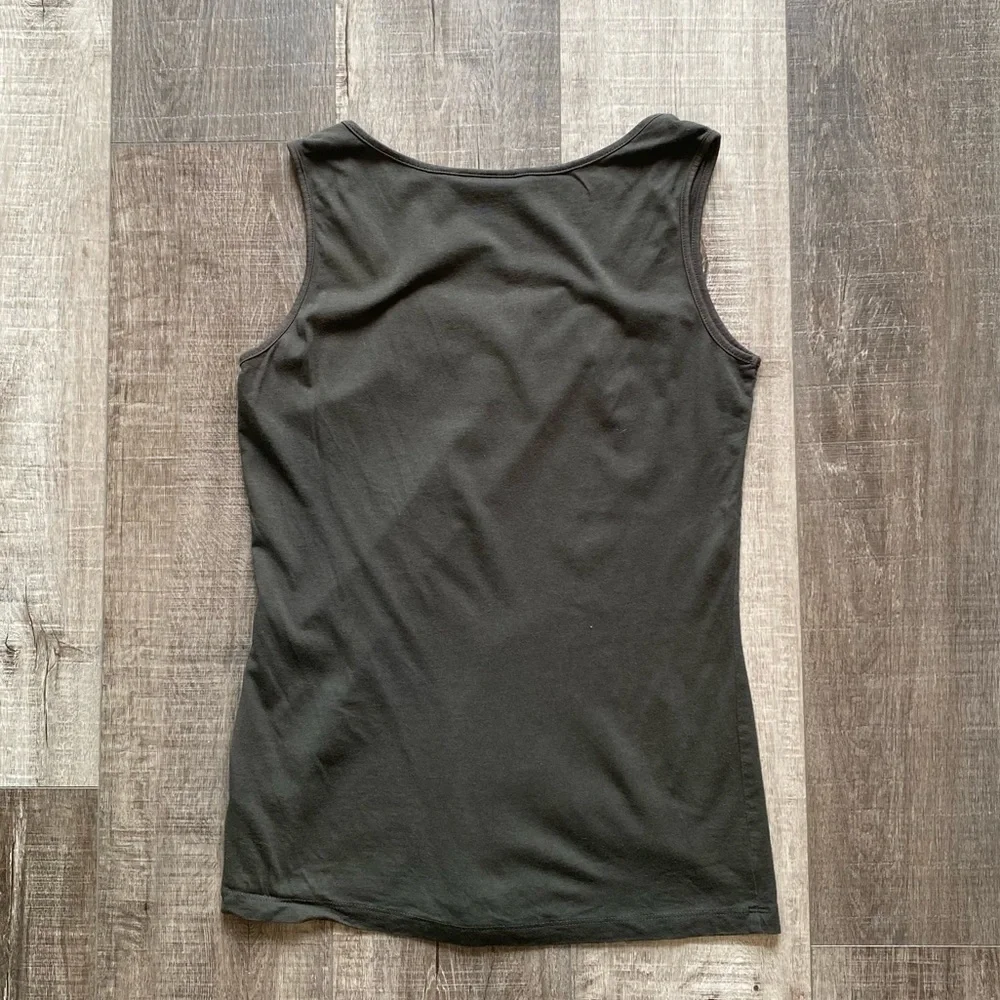 ✨FREE✨ - Picture 3 of 4